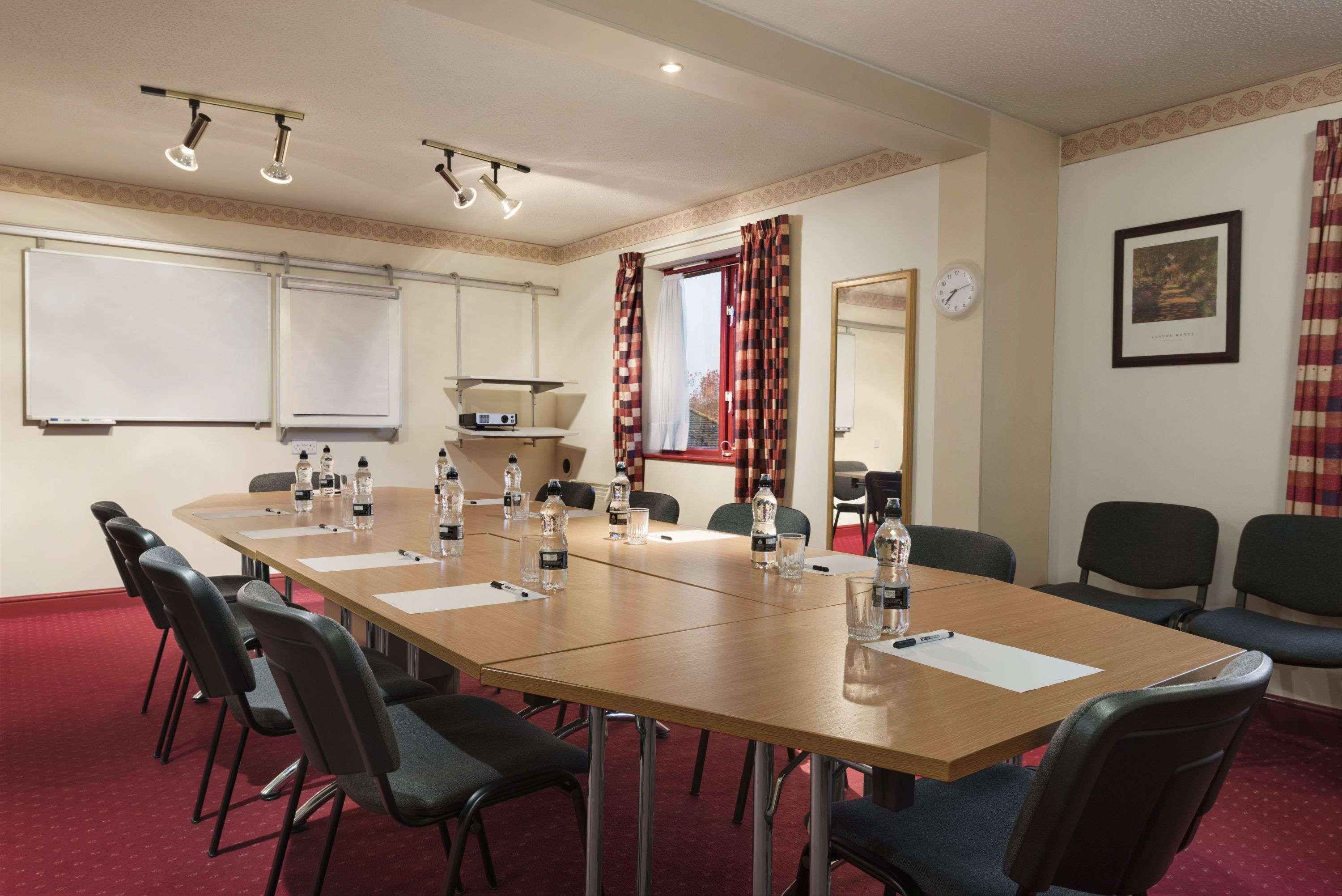 Days Inn Tewkesbury Strensham Dış mekan fotoğraf