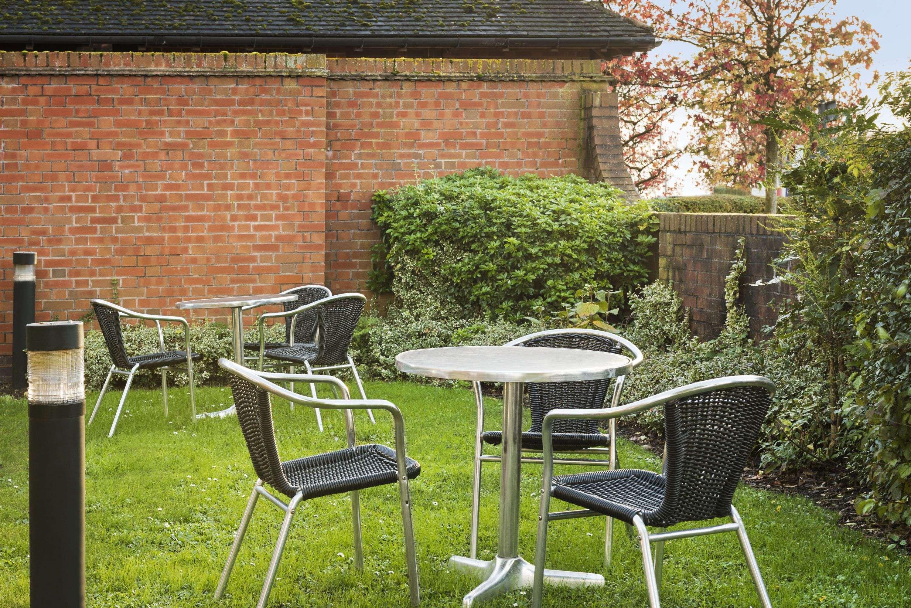 Days Inn Tewkesbury Strensham Dış mekan fotoğraf