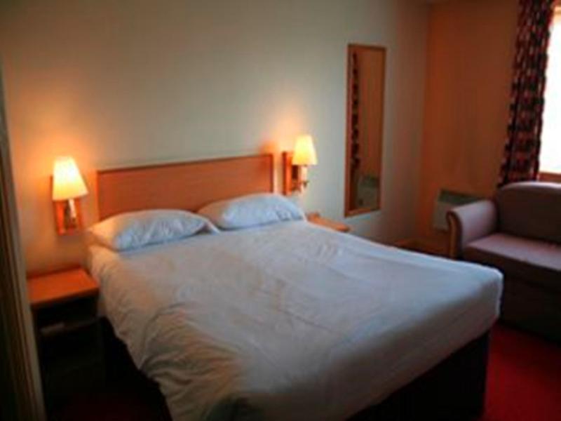 Days Inn Tewkesbury Strensham Oda fotoğraf