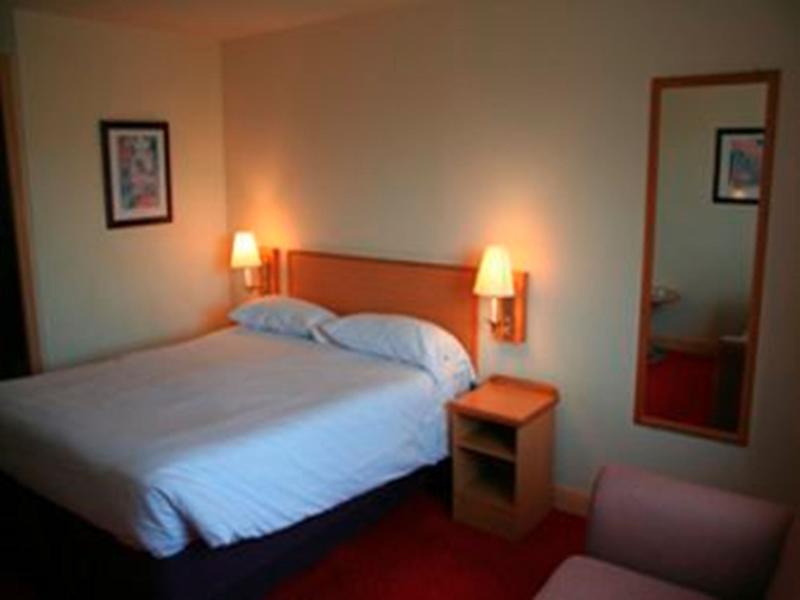 Days Inn Tewkesbury Strensham Oda fotoğraf